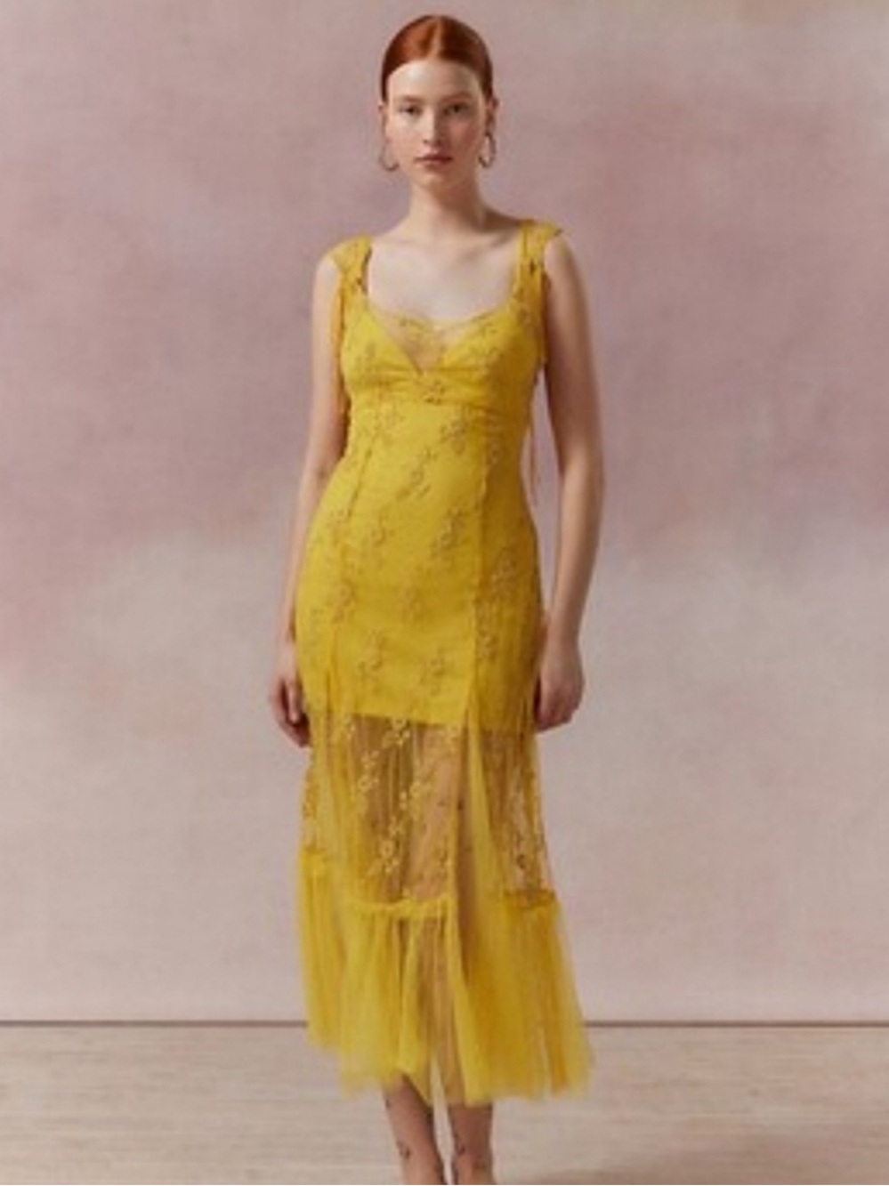 Kimchi Blue Lace Floral Maxi Dress in Yellow Size Medium Like New